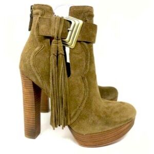 Boutique 9 suede booties